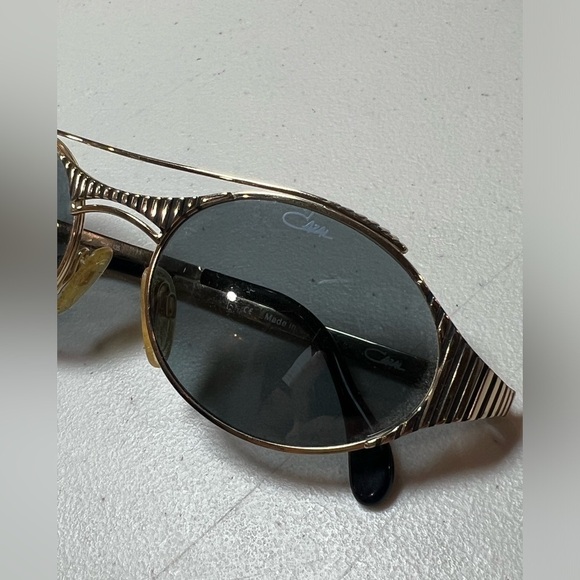 CAZAL Vintage Retro Made in Germany Gold Schwartz Oval Sunglasses Unisex CAZAL Vintage Retro Made in Germany Gold Schwartz Oval  main image 4